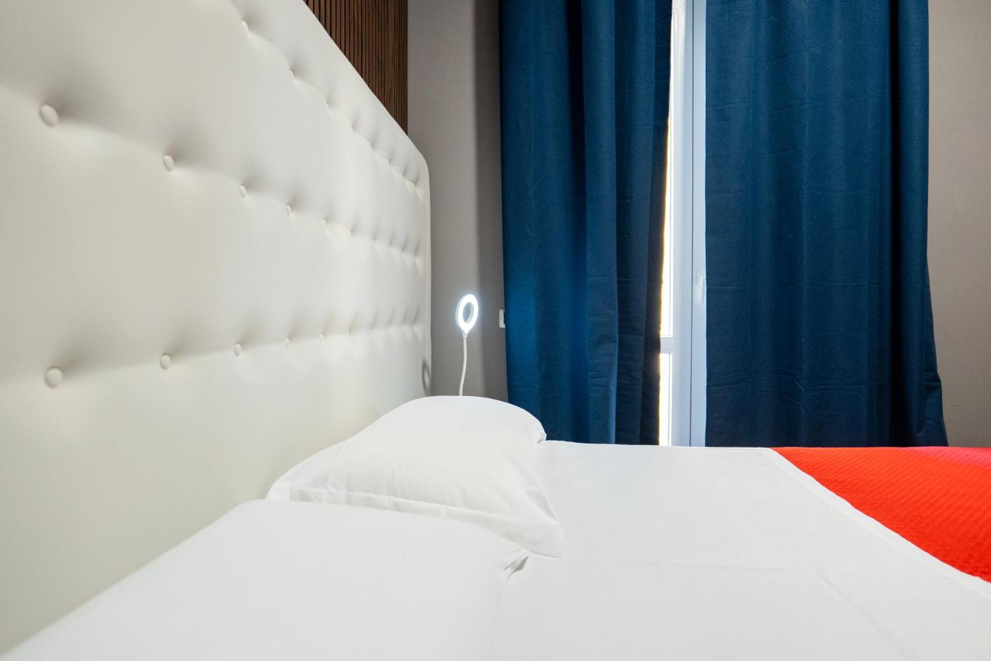 Hotel Dalmazia 33 Salerno Esterno foto