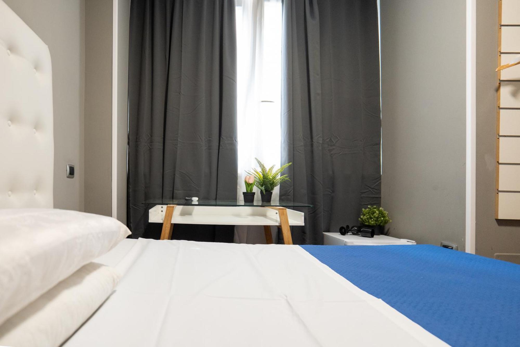 Hotel Dalmazia 33 Salerno Esterno foto